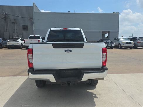 Used 2022 Ford F250 XL w/ Power Equipment Group AWD/4WD image 8