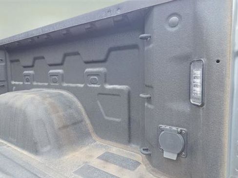 Used 2021 GMC Sierra 1500 SLT w/ SLT Premium Plus Package image 22