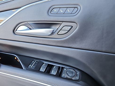 Certified 2023 Cadillac Escalade Sport w/ LPO, ONYX Package image 21