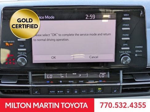 Certified 2024 Toyota Sienna XLE image 15