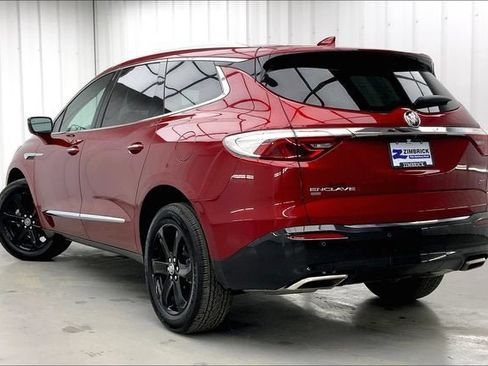 Used 2023 Buick Enclave Essence w/ Sport Touring Edition AWD/4WD image 11
