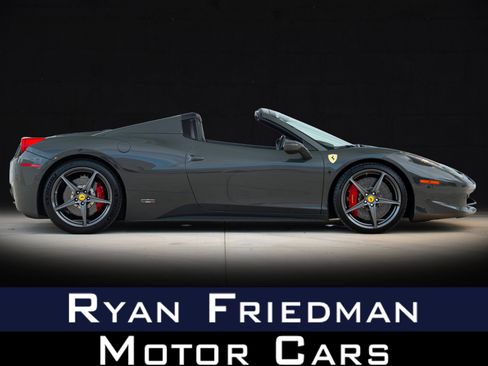 Used 2014 Ferrari 458 Spider RWD image 1