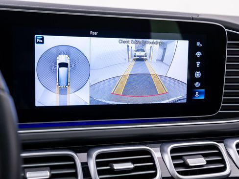 Certified 2021 Mercedes-Benz Maybach GLS 600 Maybach GLS 600 image 27