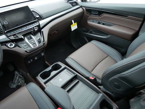 New 2026 Honda Odyssey Elite image 11