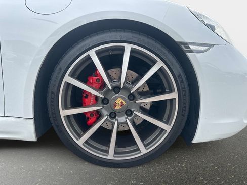 Used 2017 Porsche 718 Boxster S RWD image 6