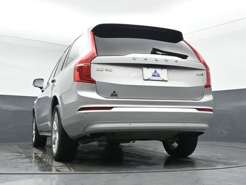 Used 2023 Volvo XC90 B5 Core image 41