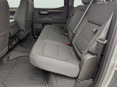 New 2026 GMC Sierra 1500 Elevation w/ LPO, Elevation Black Package image 15