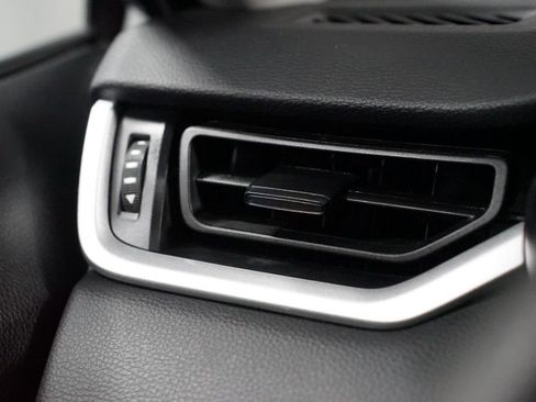 Certified 2025 Toyota RAV4 XLE FWD image 25