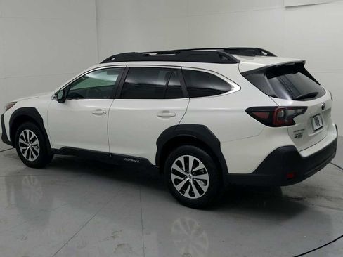 Certified 2025 Subaru Outback Premium AWD/4WD image 7