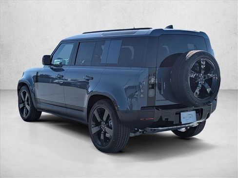 New 2026 Land Rover Defender 110 S image 9