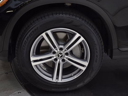 Certified 2022 Mercedes-Benz GLC 300 image 12