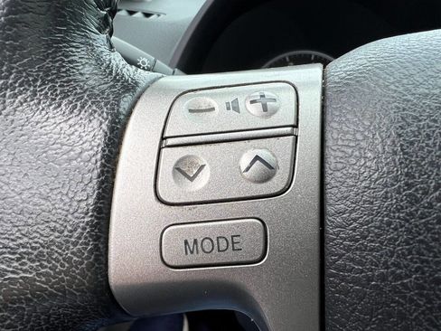 Used 2013 Toyota Corolla LE Special Edition image 25