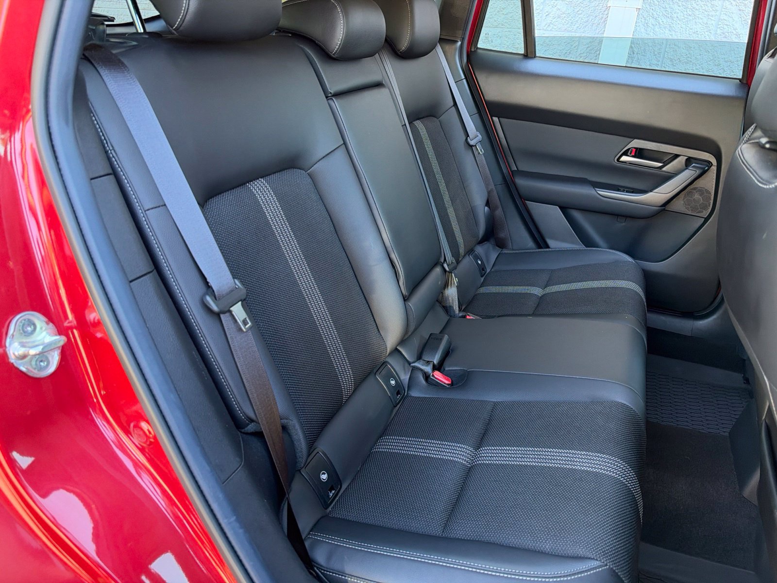 Certified 2024 MAZDA CX-50 AWD 2.5 S w/ Cargo Package image 35