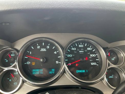Used 2011 Chevrolet Silverado 2500 LT RWD image 13
