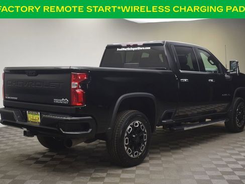 Used 2022 Chevrolet Silverado 2500 High Country AWD/4WD image 8