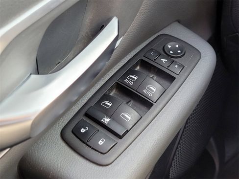 Used 2023 RAM 1500 Lone Star image 23