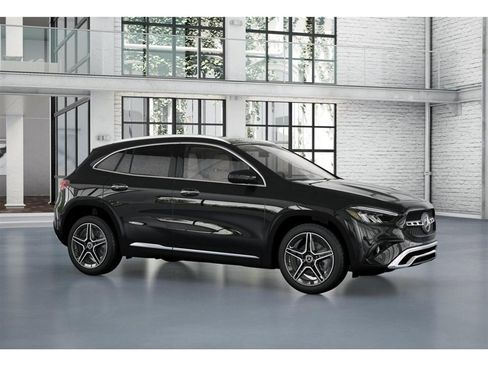 New 2026 Mercedes-Benz GLA 250 4MATIC image 13