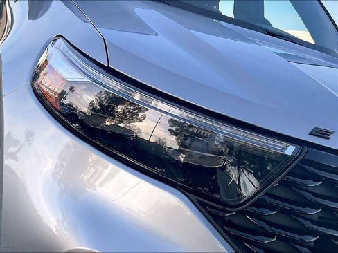 Used 2023 Ford Explorer ST-Line w/ Class IV Trailer Tow Package image 29