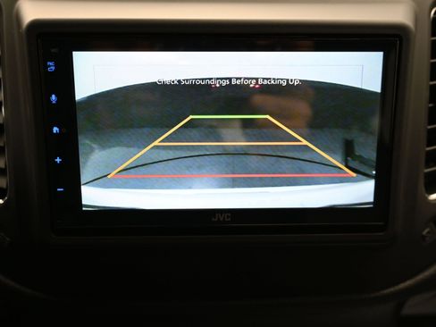 Used 2020 Jeep Compass Latitude w/ Cold Weather Group image 17