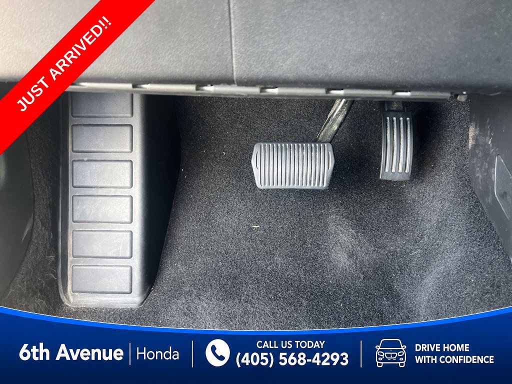 Used 2025 Ford Escape ST-Line Select AWD/4WD image 16