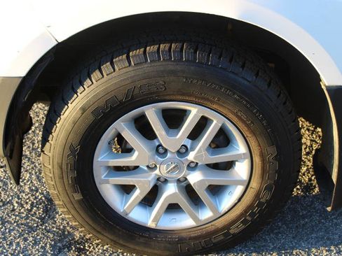 Used 2019 Nissan Frontier SV image 20