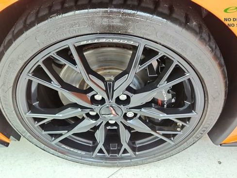 Used 2023 Chevrolet Corvette Stingray Preferred Cpe w/ Z51 Performance Package RWD image 48