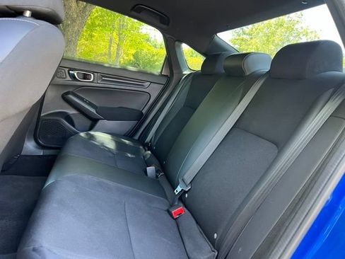 Used 2023 Honda Civic Sport image 17