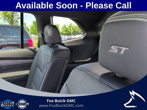 Used 2026 Buick Enclave Sport Touring w/ Power Package AWD/4WD image 8