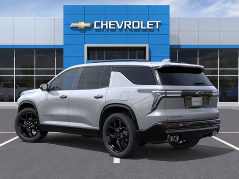 New 2026 Chevrolet Traverse RS w/ LPO, Floor Liner Package FWD image 3