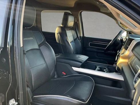 Used 2022 RAM 2500 Laramie AWD/4WD image 29