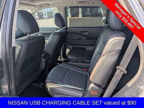 Used 2023 Nissan Pathfinder Platinum w/ Lighting Package (N93) AWD/4WD image 10