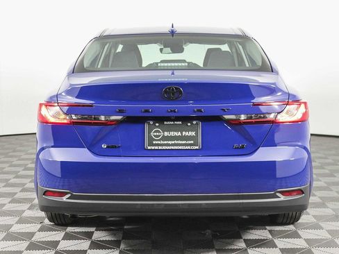 Used 2025 Toyota Camry LE w/ Convenience Package image 7