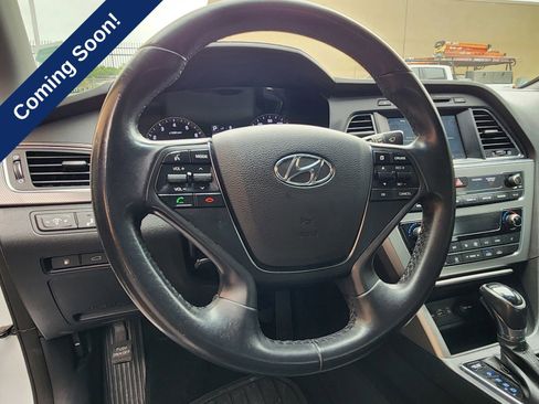 Used 2016 Hyundai Sonata Sport w/ Option Group 02 FWD image 11