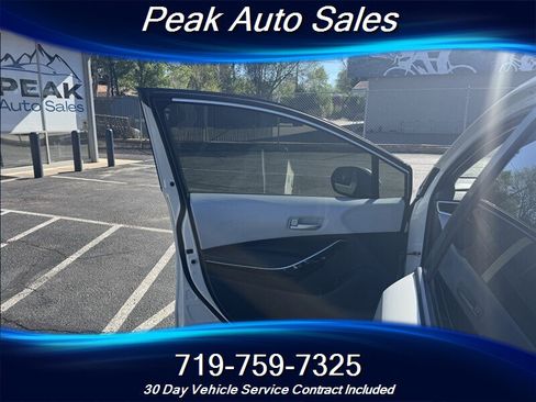 Used 2019 Toyota Corolla XSE image 9