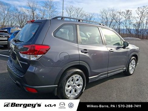 Used 2022 Subaru Forester image 8