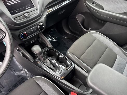Used 2021 Chevrolet TrailBlazer LS FWD image 26