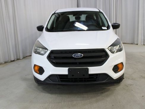 Used 2018 Ford Escape S image 2