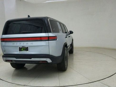 Used 2025 Rivian R1S Adventure image 74