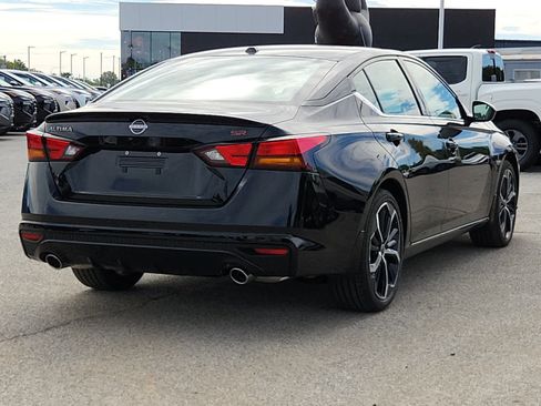 New 2025 Nissan Altima 2.5 SR image 3