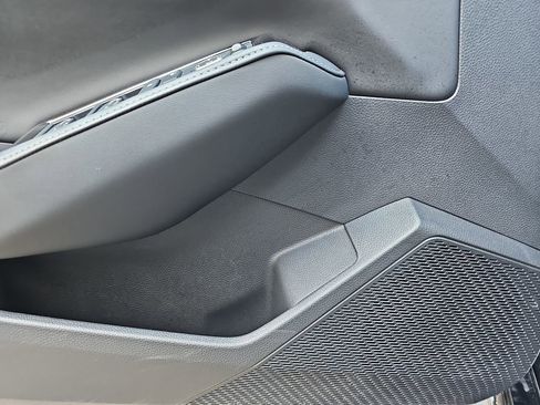 Used 2023 Honda Accord Touring image 29