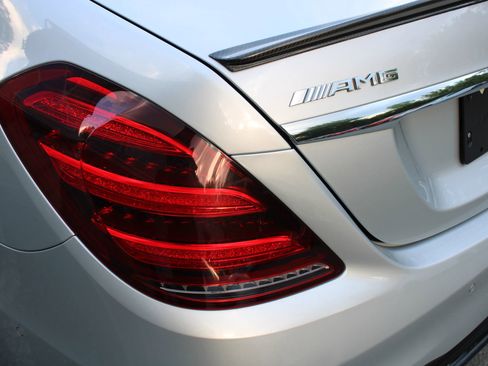 Used 2019 Mercedes-Benz S 63 AMG S 4MATIC Sedan image 34