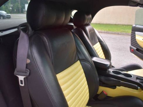 Used 2002 Ford Thunderbird RWD image 23