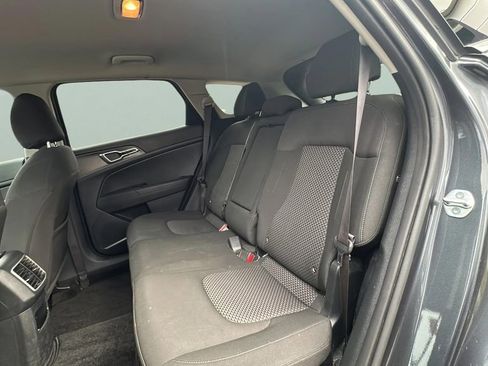 Used 2023 Kia Sportage LX image 25