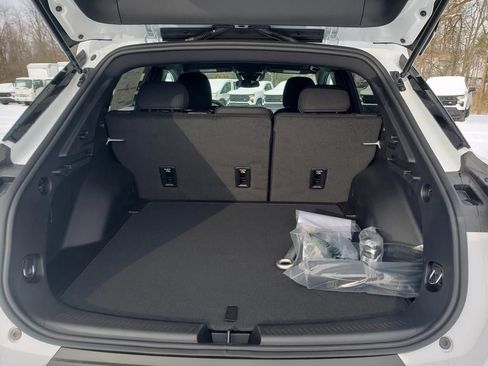 New 2026 Chevrolet Equinox EV LT FWD image 7