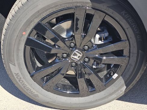 New 2027 Honda HR-V Sport image 4