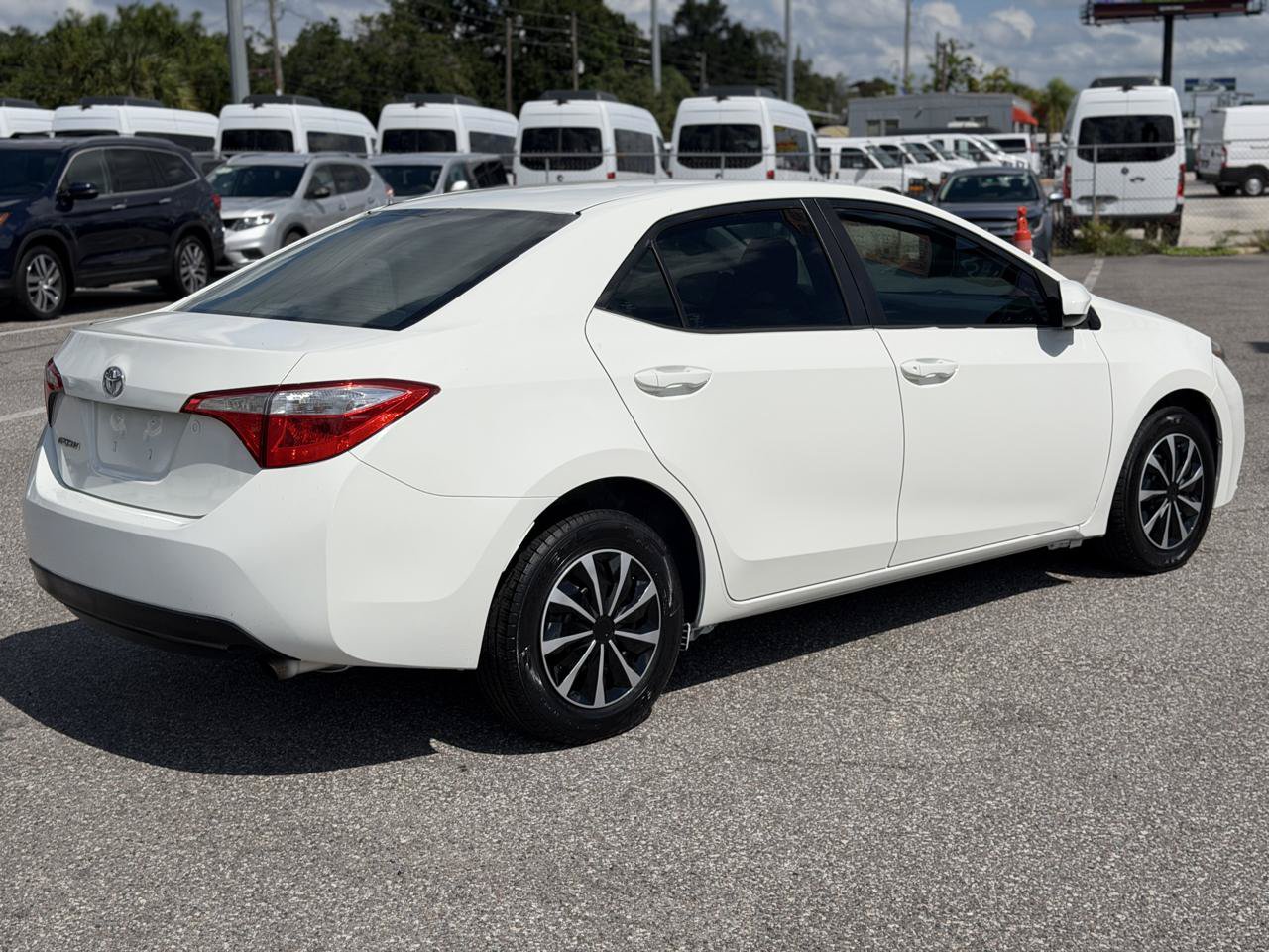 Used 2014 Toyota Corolla L FWD image 4