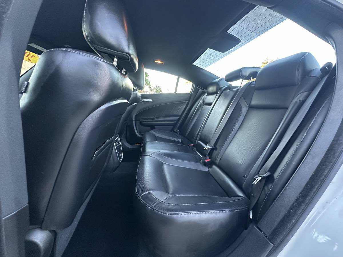 Used 2022 Dodge Charger SXT w/ Plus Group RWD image 37