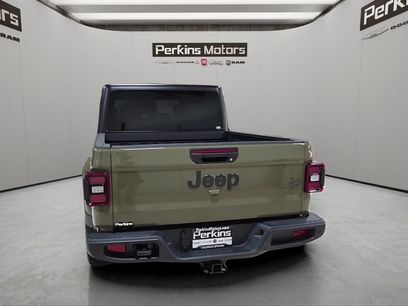 New 2026 Jeep Gladiator Sport
