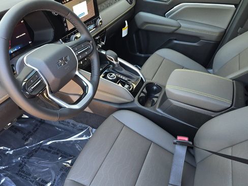 New 2026 Chevrolet Colorado ZR2 w/ Technology Package AWD/4WD image 7