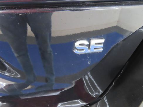 Used 2020 Mitsubishi Outlander Sport SE FWD image 10